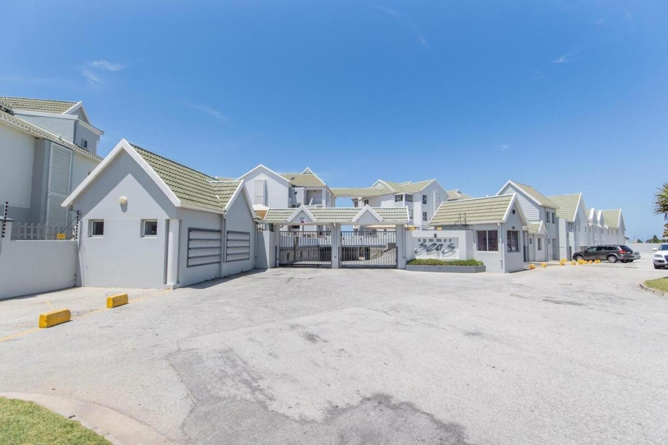 Luxury On The Beach بورت اليزابيث المظهر الخارجي الصورة